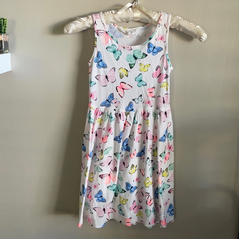 🦋✨Girls summer dress size 6-8 years Butterfly 🦋